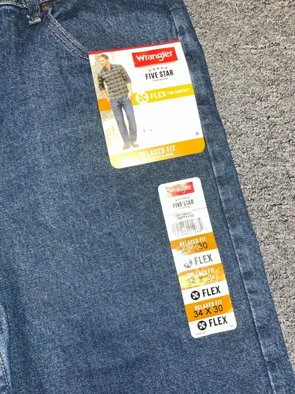 NWT Men’s Wrangler Flex Relaxed Fit Jeans